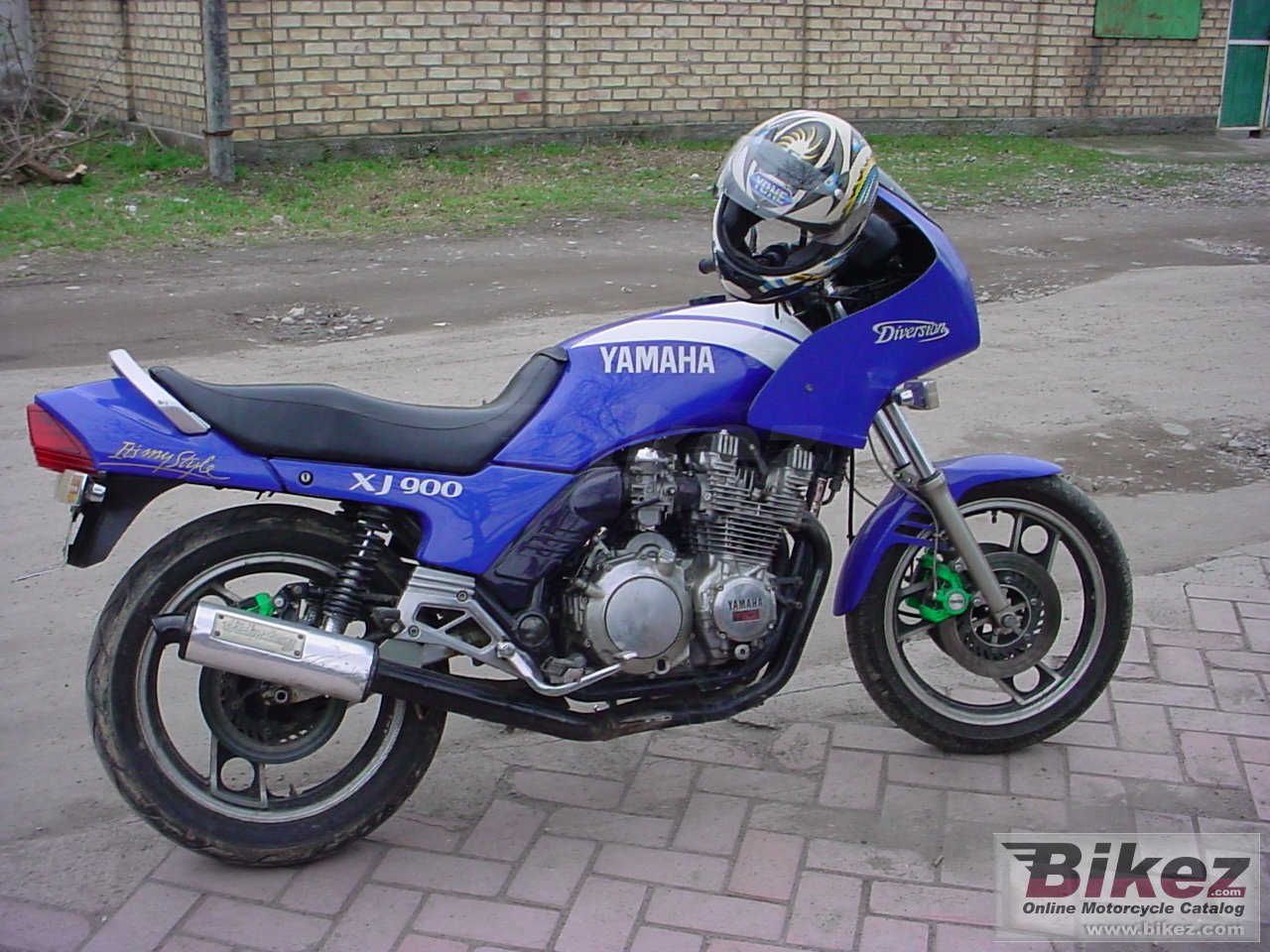Big  xj 900 picture and wallpaper from Bikez.com